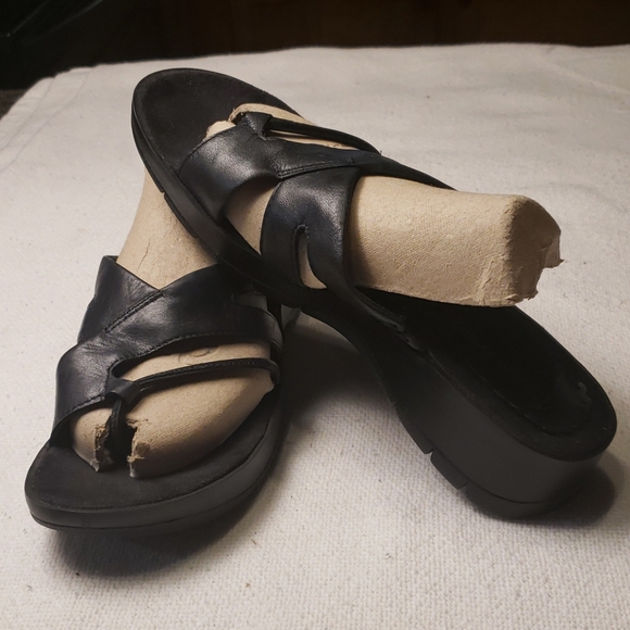 Bare traps shoes Clearance